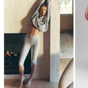 Alo Alosoft High Waist Iconic 90s Capri